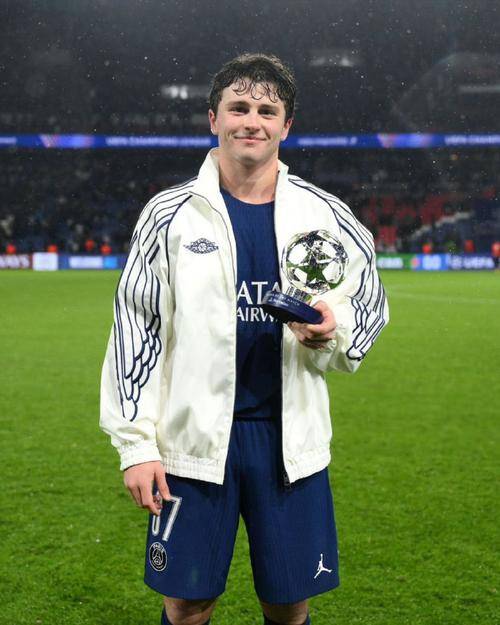 这也行？德布劳内在G2比赛中精彩发挥马赛队长鼓劲备战法国杯，关键时刻埃因霍温备战CBA常规赛的简单介绍