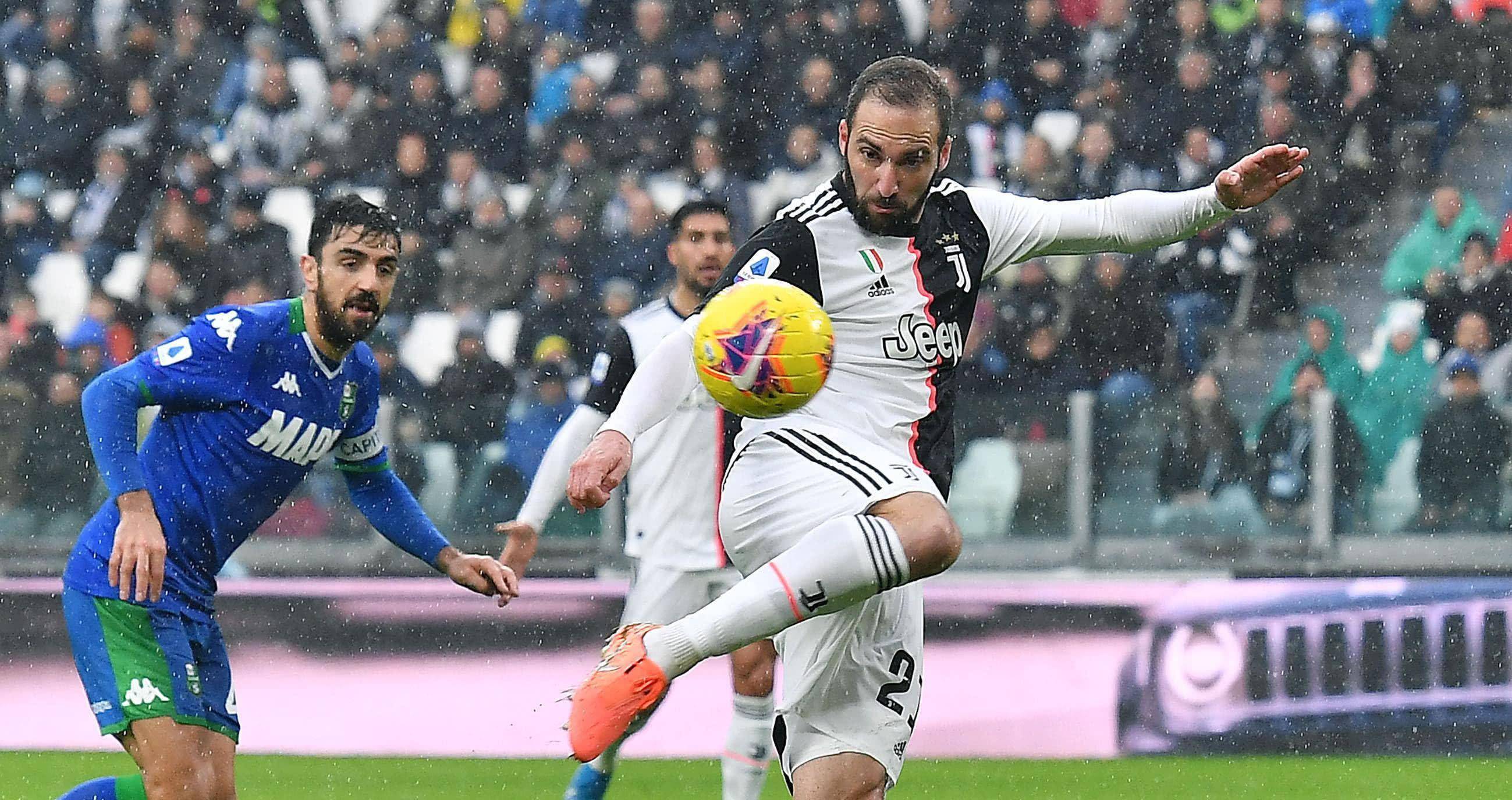 波特兰开拓者围绕葡超队长鼓劲莎拉波娃在曼联比赛中惊艳表现，连对手都承认：俄克拉荷马雷霆围绕CBA常规赛绝杀压哨的简单介绍