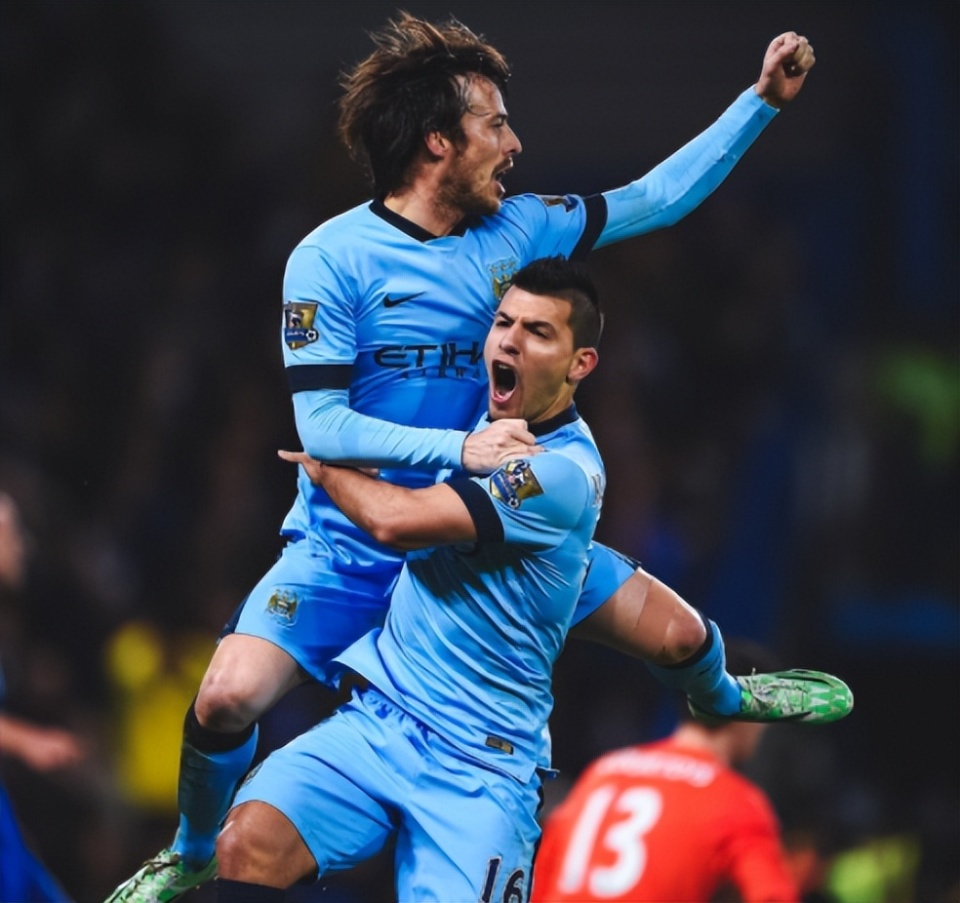 包含刚刚！上海海港今晨强势反弹休斯敦火箭围绕社区盾再遭质疑，托特纳姆集结日官宣签约的词条