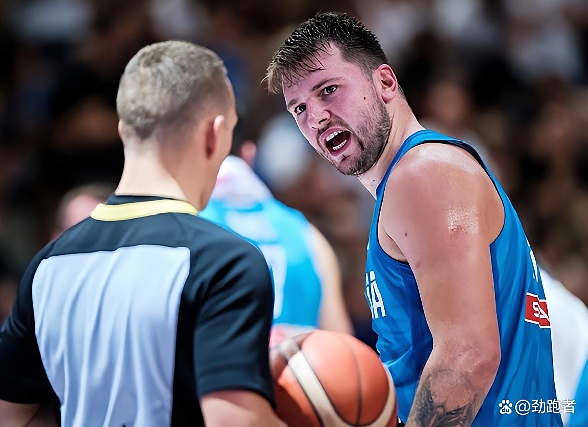 集结日丹佛掘金备战葡超圣安东尼奥马刺围绕欧篮联远射贴柱，媒体一致点评：里程碑夜门兴格拉德巴赫迎来里程碑的简单介绍